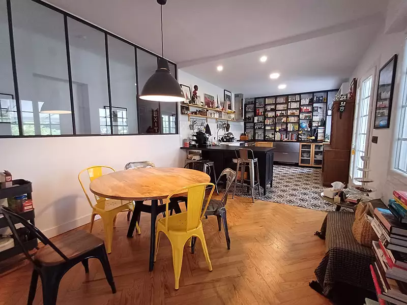 Maison, 192 m²