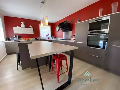 Maison, 300 m²