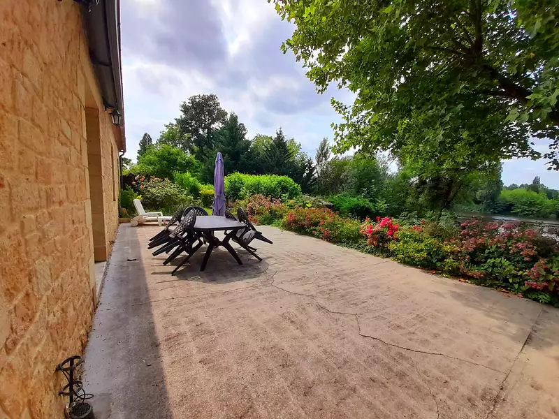 Maison, 250 m²
