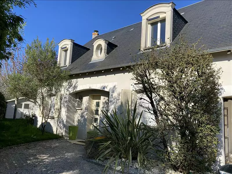 Maison, 161 m²