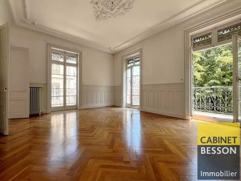 Appartement, 190 m²
