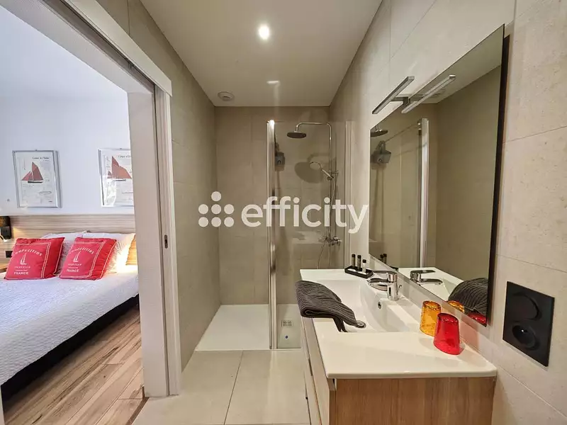 Maison, 466 m²