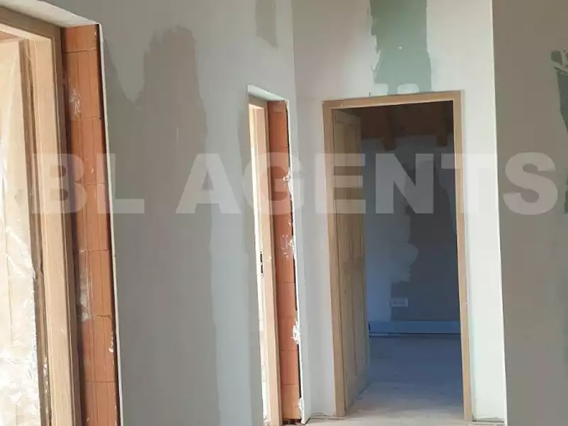 Maison, 175 m²