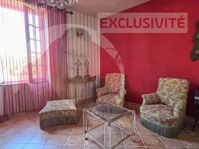 Maison, 325 m²