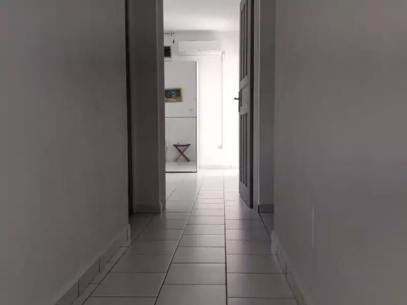 Maison, 225 m²