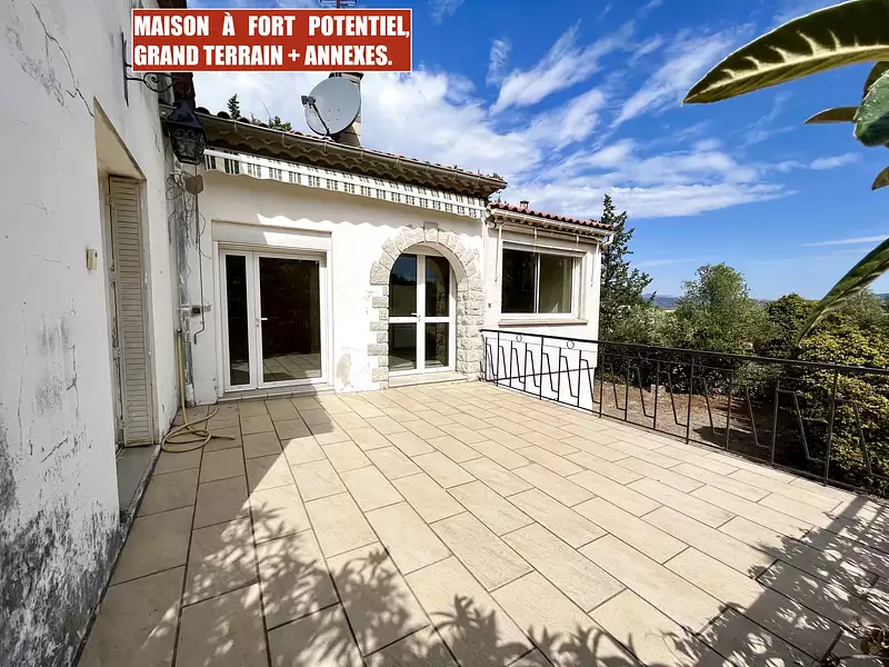 Maison, 232 m²