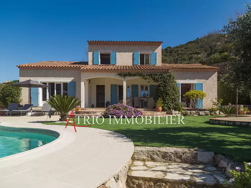 Maison, 160 m²