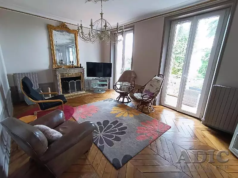 Maison, 223 m²