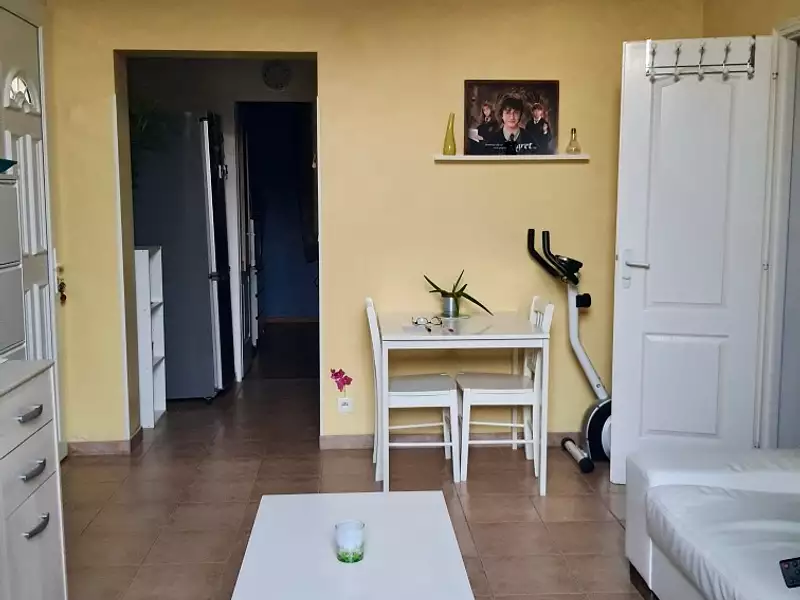 Immeuble, 82 m²