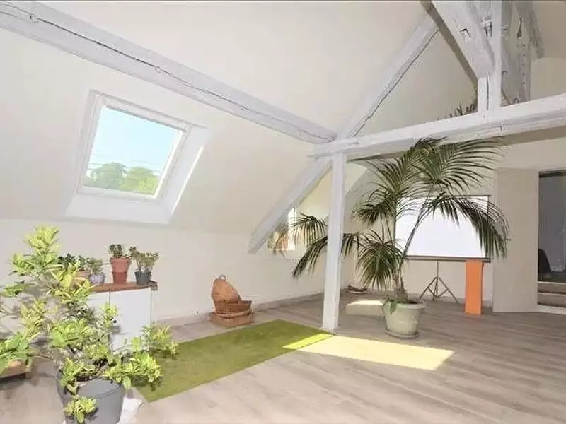 Maison, 225 m²