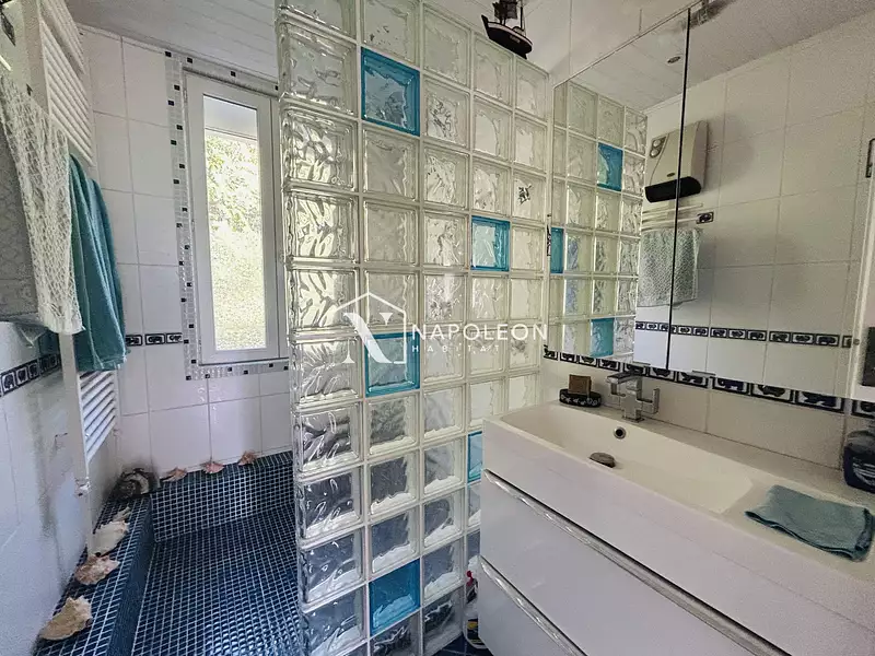 Maison, 89 m²