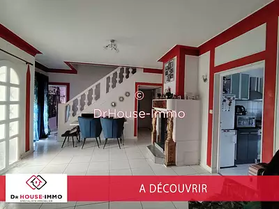 Maison, 240 m²