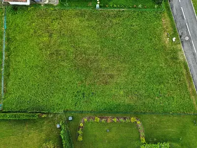 Terrain, 841 m²