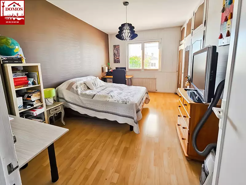 Maison, 180 m²