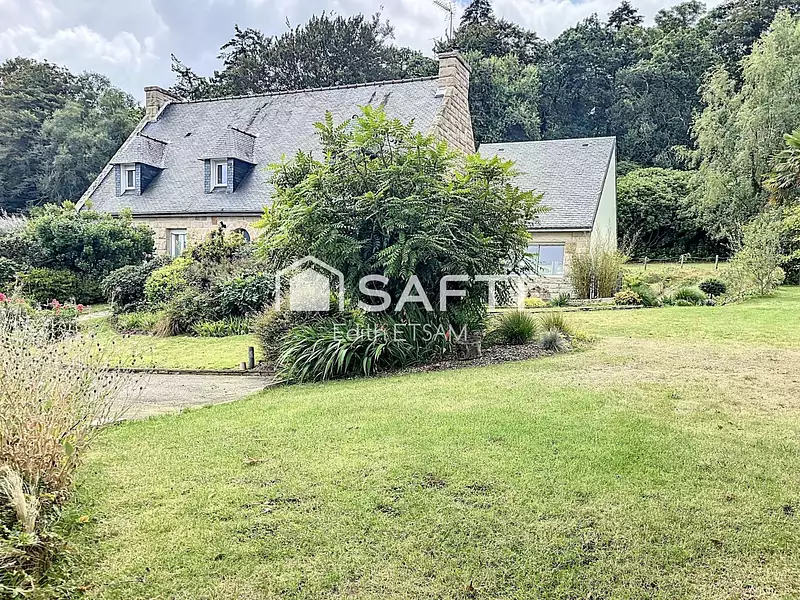 Maison, 216 m²