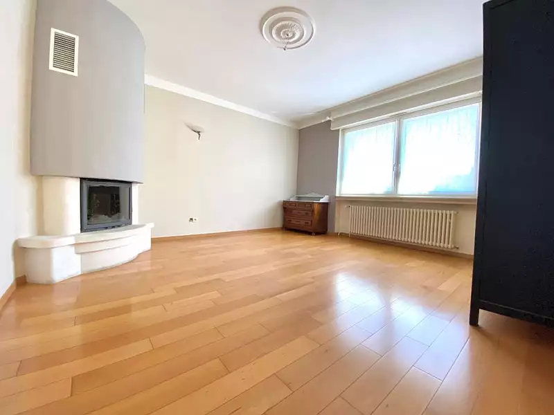 Maison, 167 m²