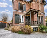Maison, 219 m²