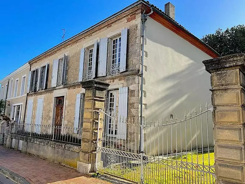 Maison, 250 m²