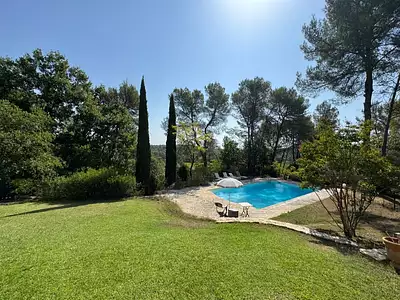 Maison, 274 m²