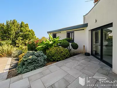Maison, 219 m²