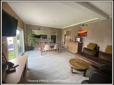 Maison, 233 m²