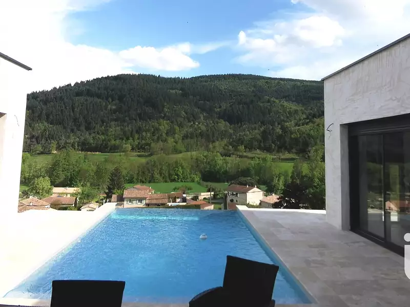 Maison, 212 m²