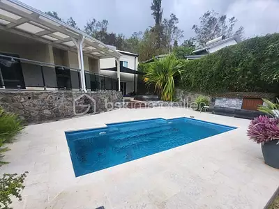 Maison, 200 m²