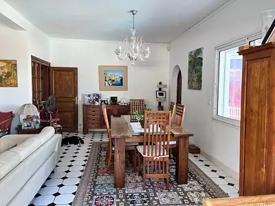 Maison, 195 m²