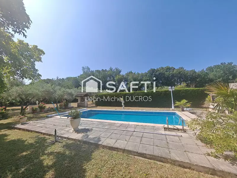 Maison, 137 m²