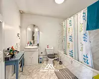 Immeuble, 265,22 m²