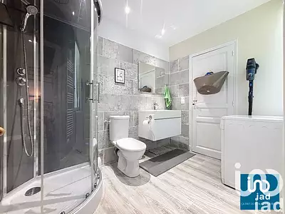 Maison, 220 m²