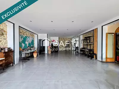 Immeuble, 560 m²