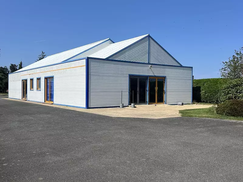 Divers, 250 m²