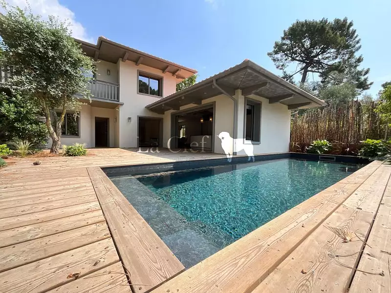 Maison, 174 m²