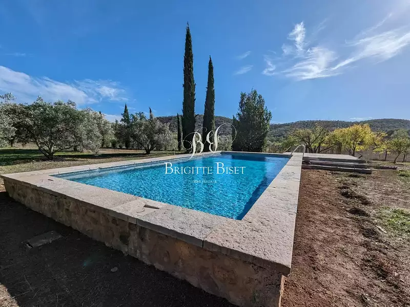 Maison, 311 m²