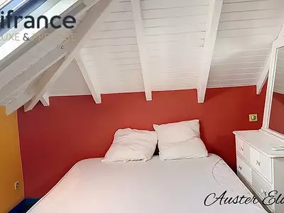 Maison, 250 m²