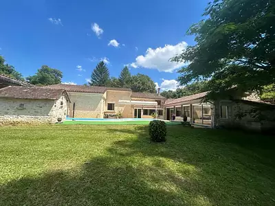 Maison, 210 m²