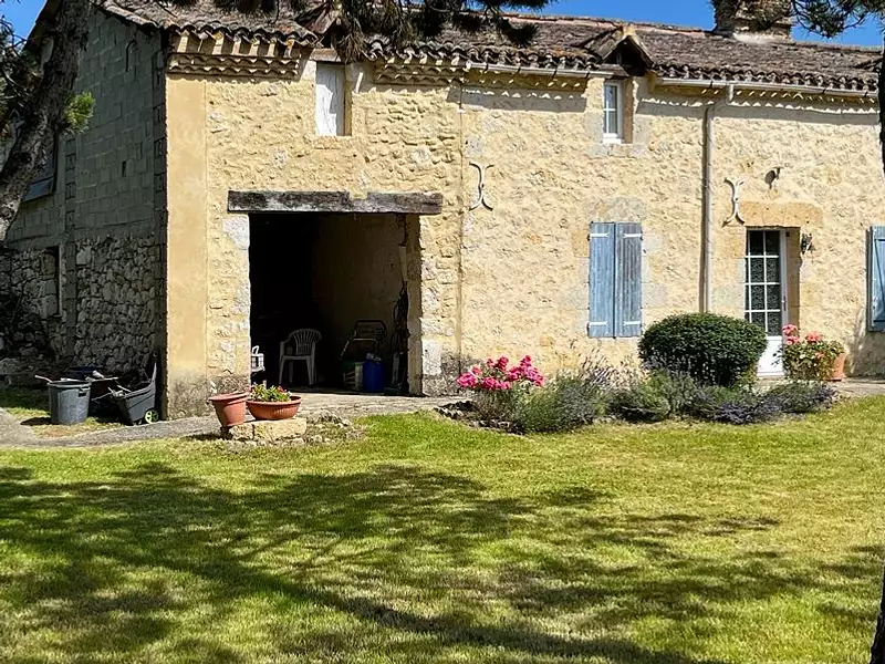 Maison, 174 m²