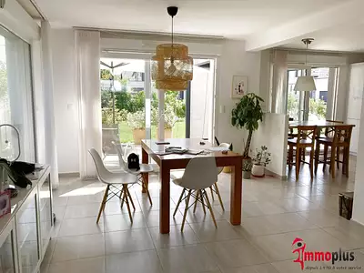 Maison, 145 m²