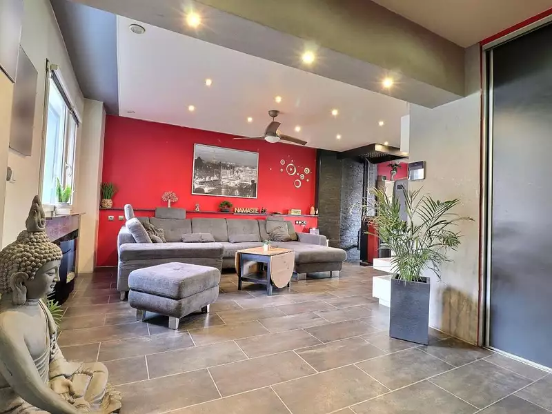 Maison, 242 m²