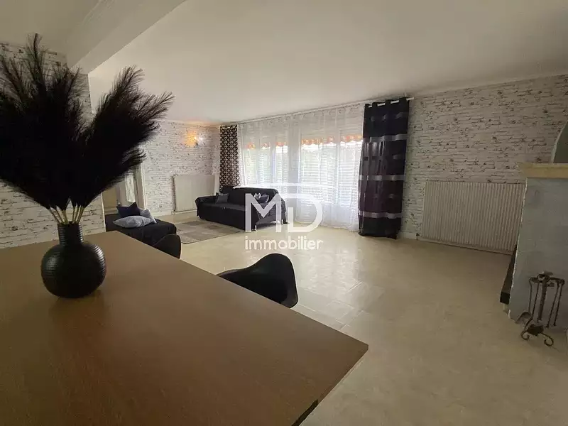 Maison, 143 m²