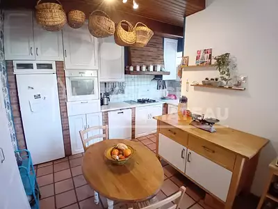 Maison, 230 m²