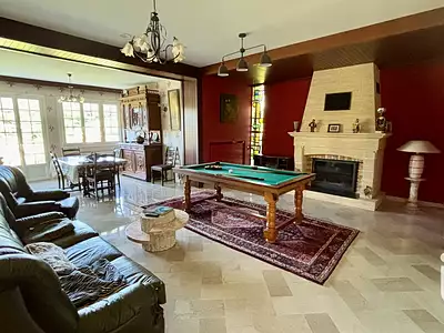 Maison, 275 m²