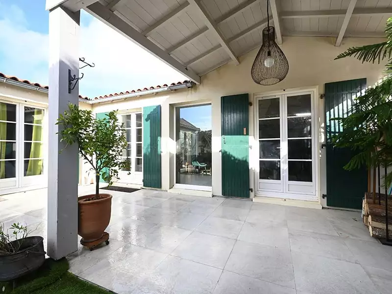 Maison, 160 m²