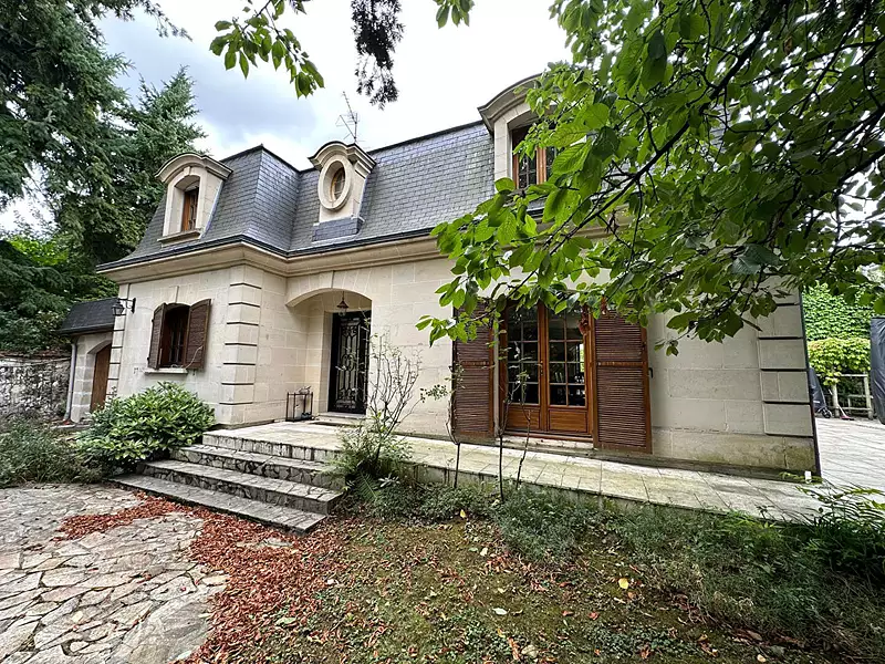 Maison, 210 m²