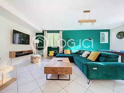 Maison, 202 m²