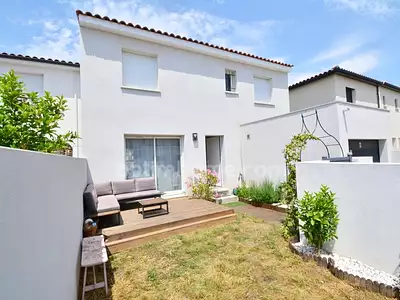Maison, 83 m²