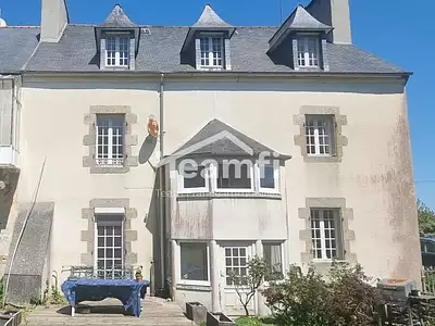 Maison, 245 m²