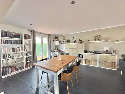 Maison, 163 m²