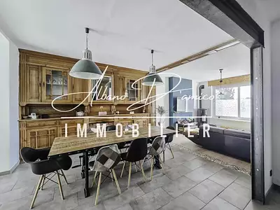 Maison, 208 m²